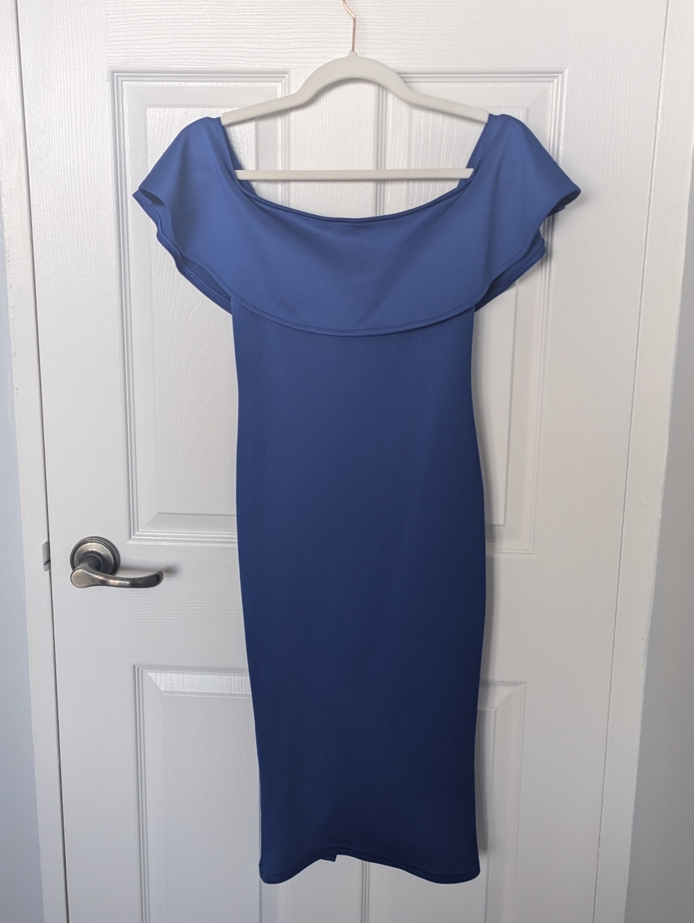 Off-the-Shoulder Royal Blue Bodycon Dress